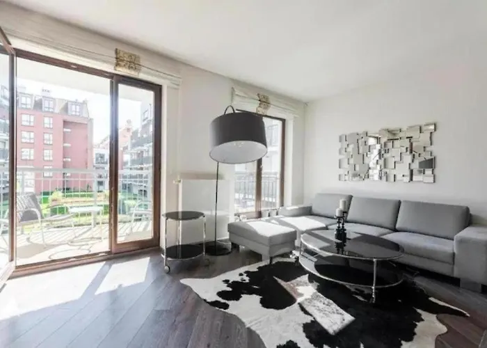 Central Apartments Sz 5-6